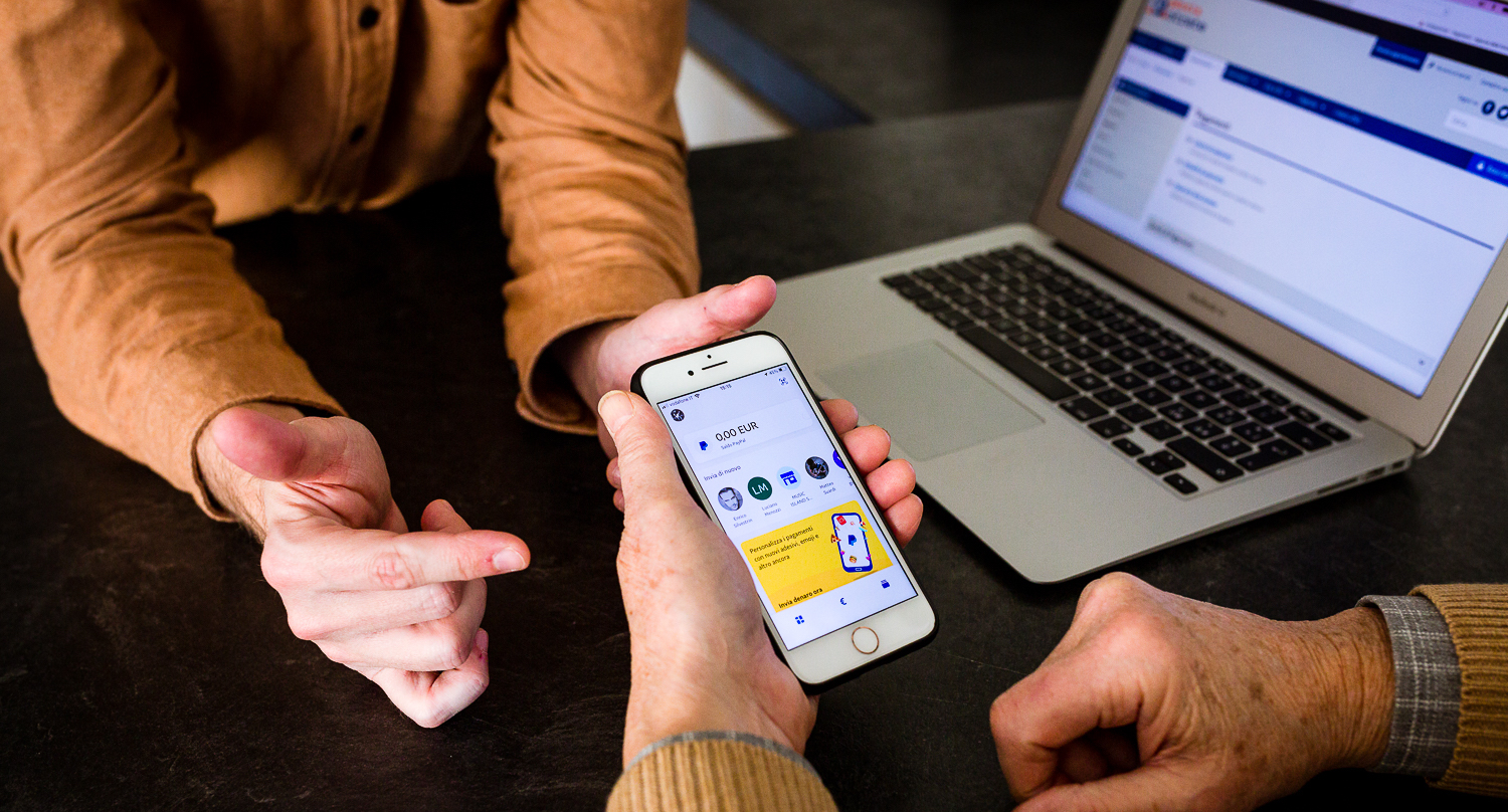 Internet banking, i vantaggi per gli anziani