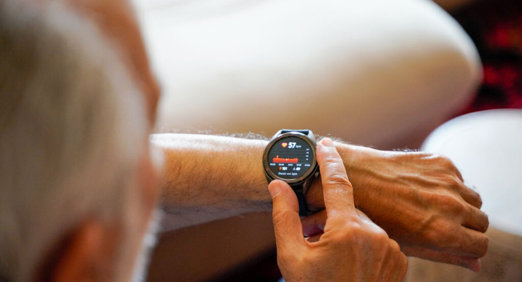 Smartwatch per anziani: uno strumento salvavita